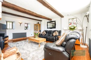 Photo 25- click for photo gallery